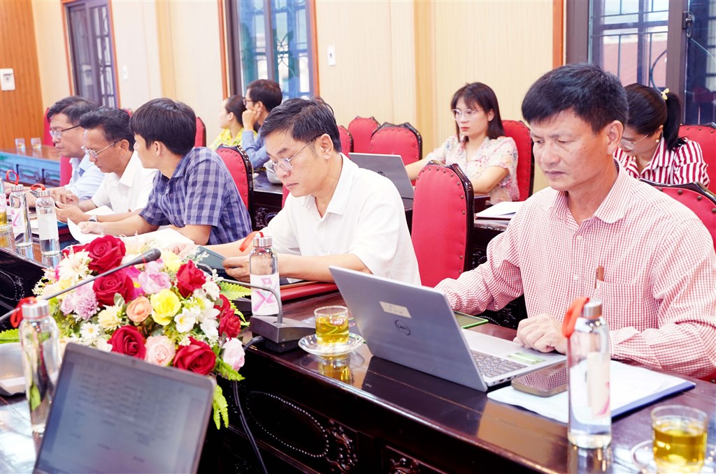 Anh-tin-bai
