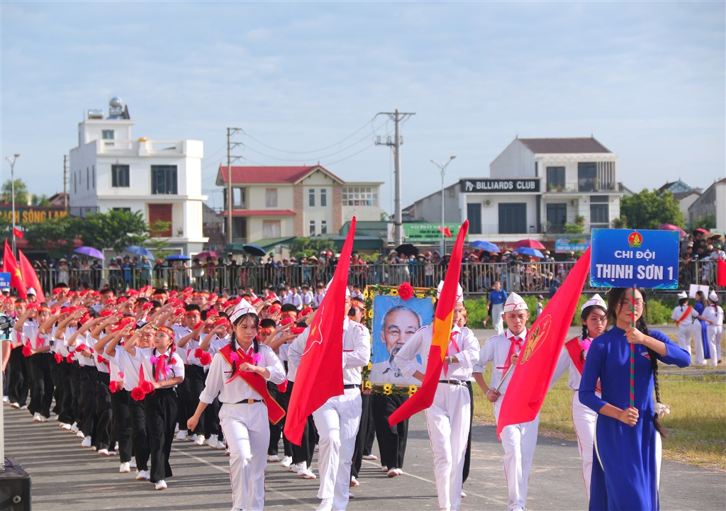 Anh-tin-bai