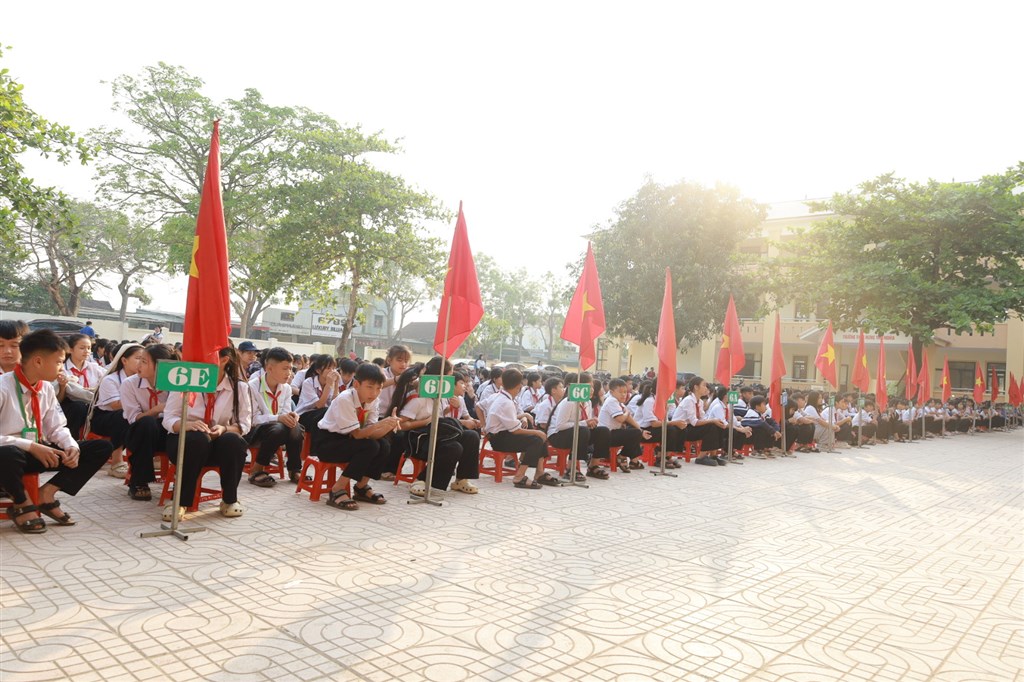 Anh-tin-bai