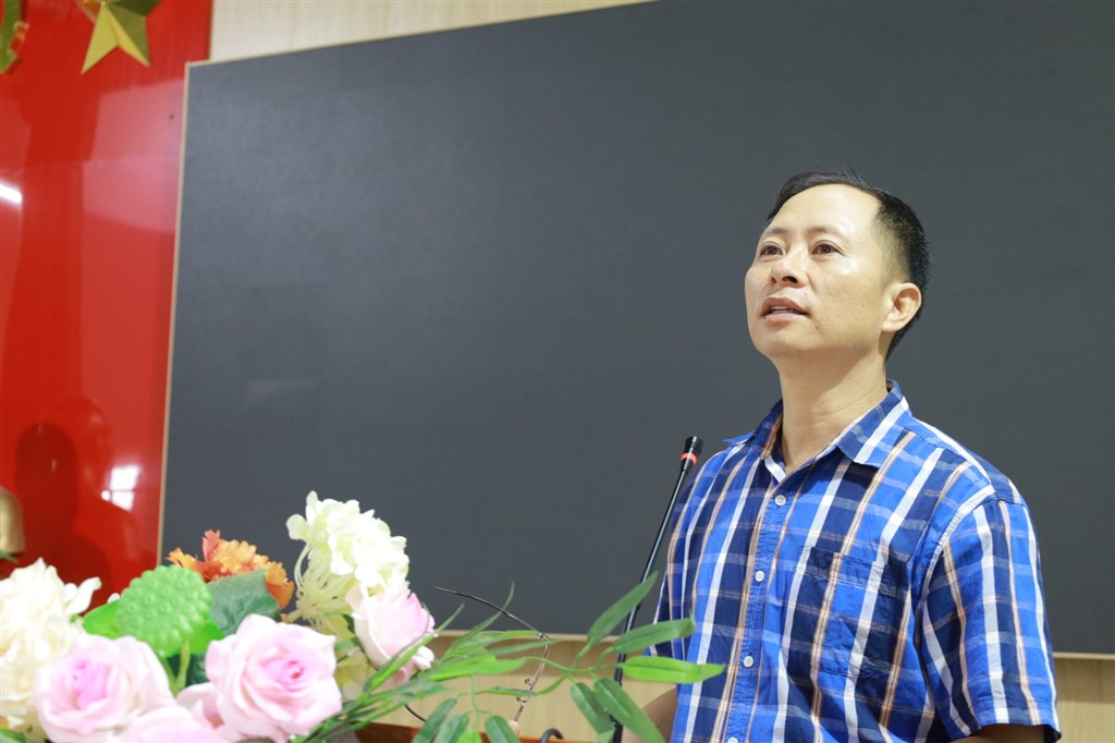 Anh-tin-bai