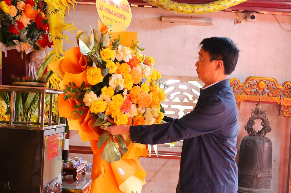 Anh-tin-bai
