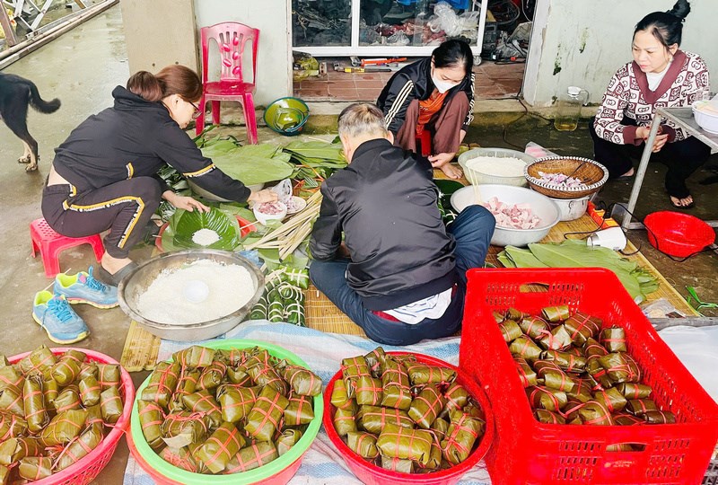 Anh-tin-bai
