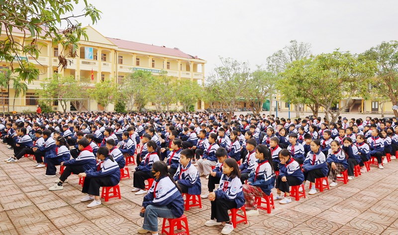 Anh-tin-bai