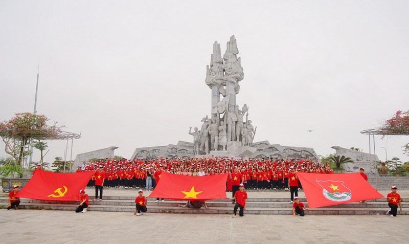 Anh-tin-bai