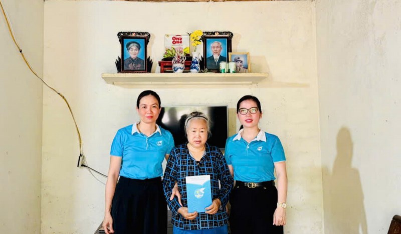 Anh-tin-bai