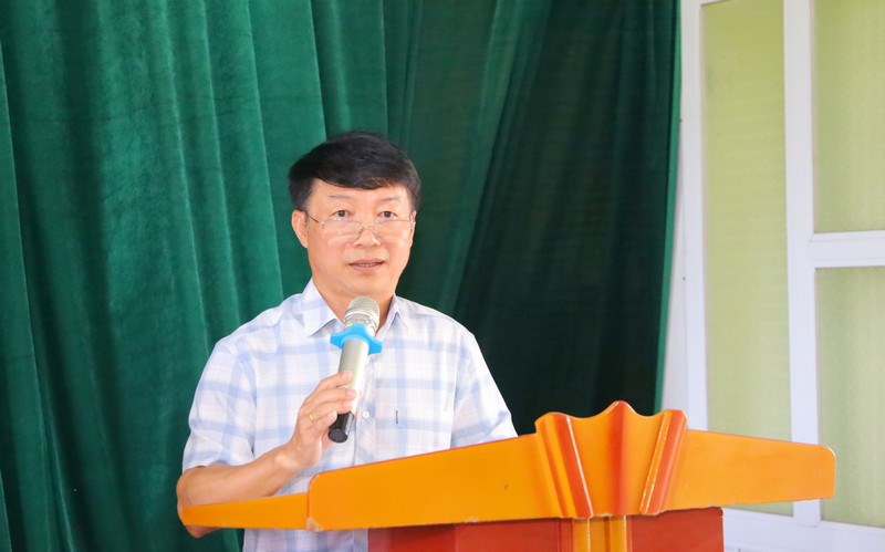Anh-tin-bai