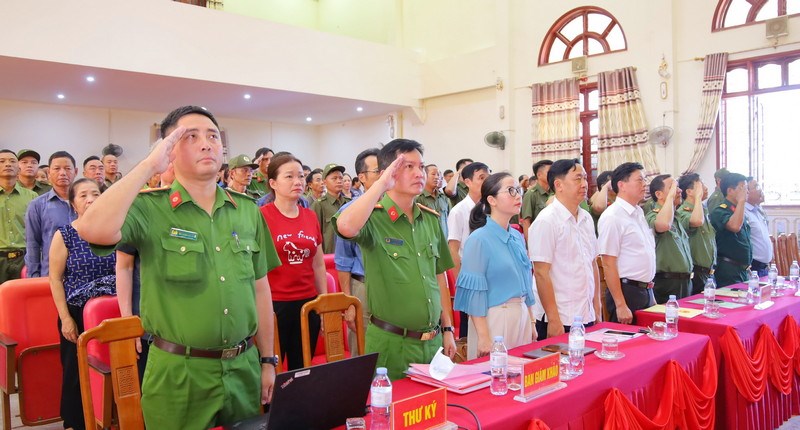 Anh-tin-bai