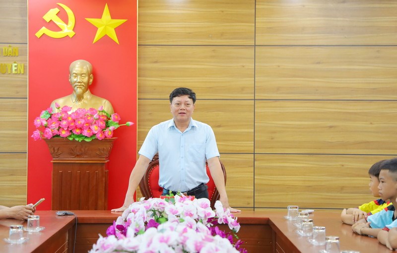 Anh-tin-bai