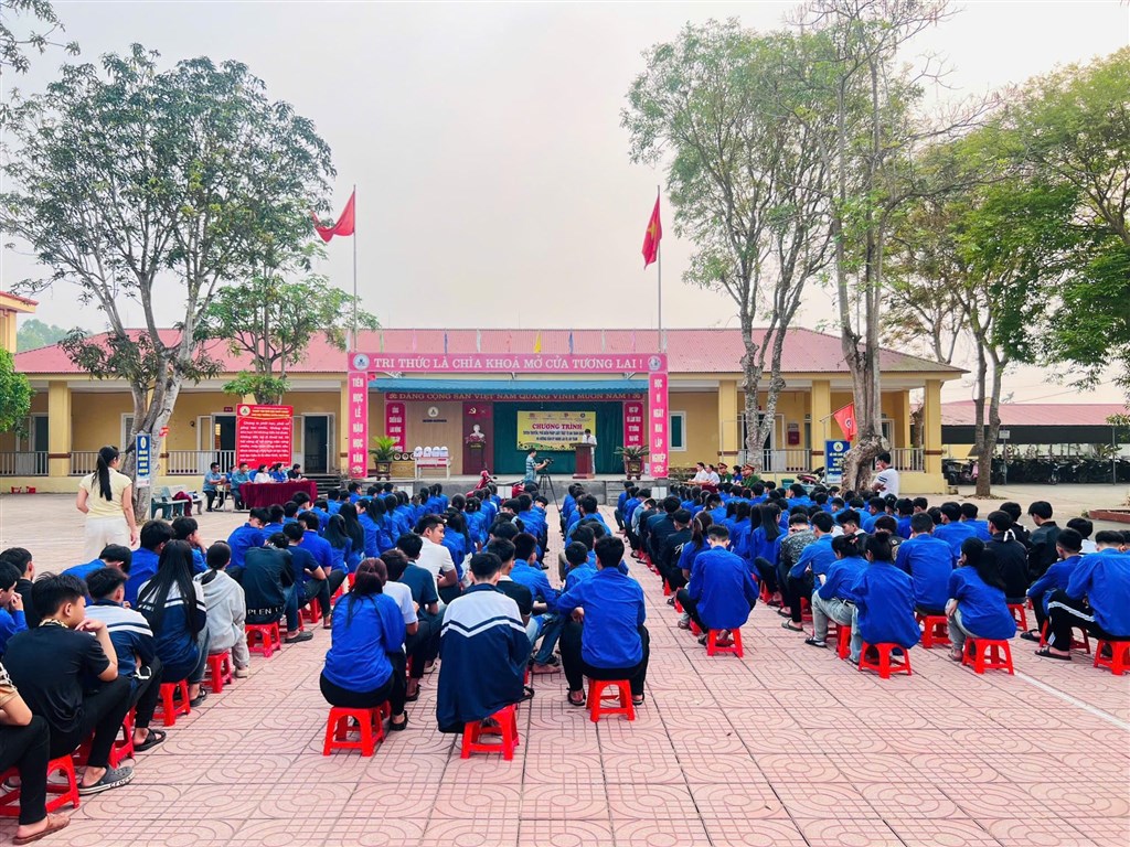 Anh-tin-bai