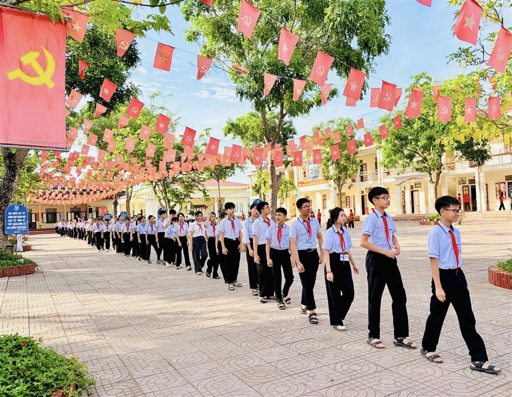 Anh-tin-bai