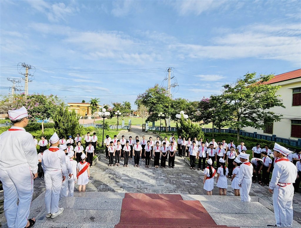 Anh-tin-bai