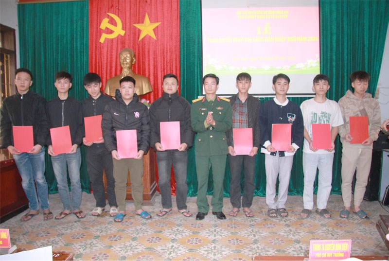 Anh-tin-bai