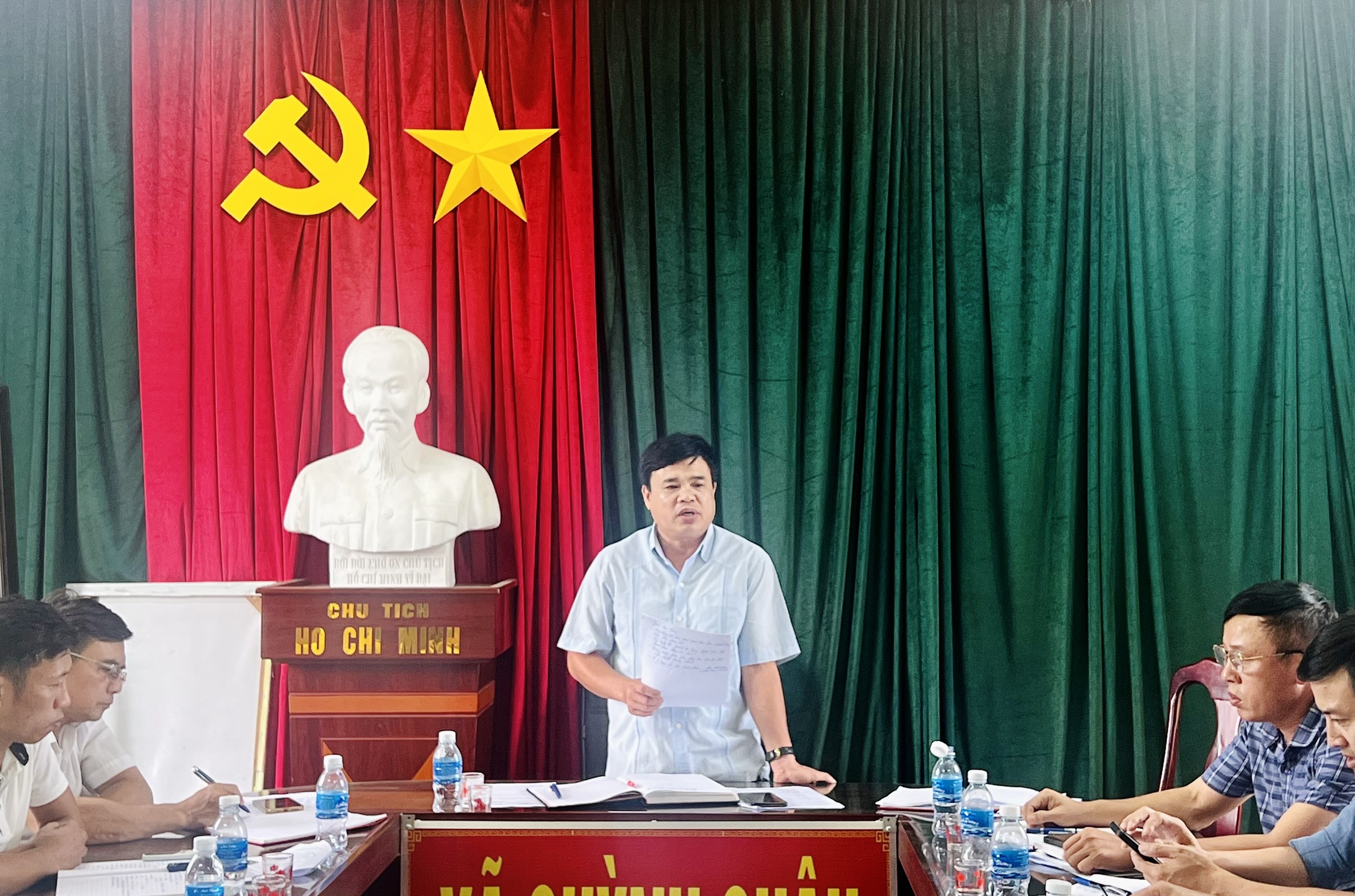 Anh-tin-bai