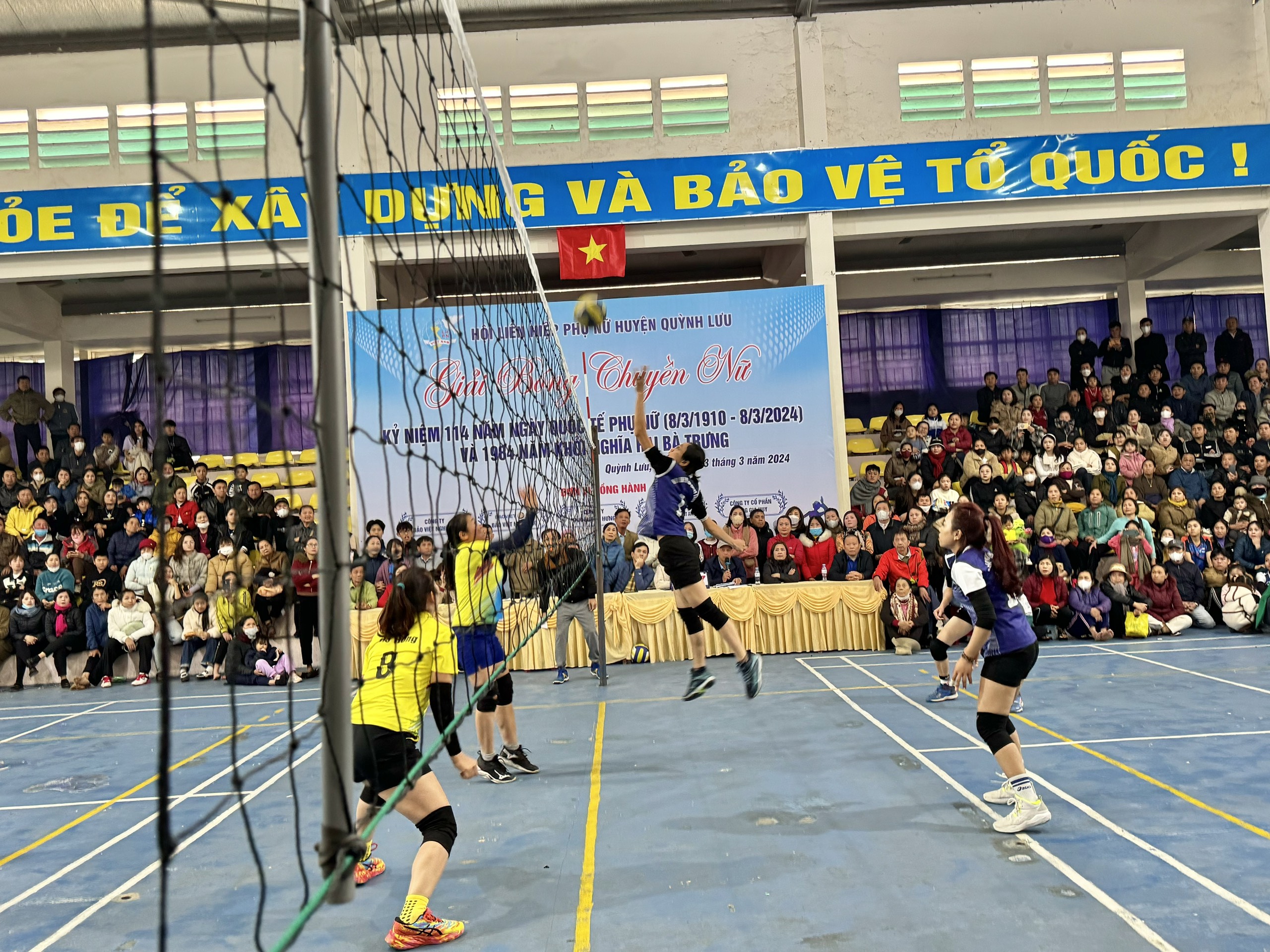 Anh-tin-bai