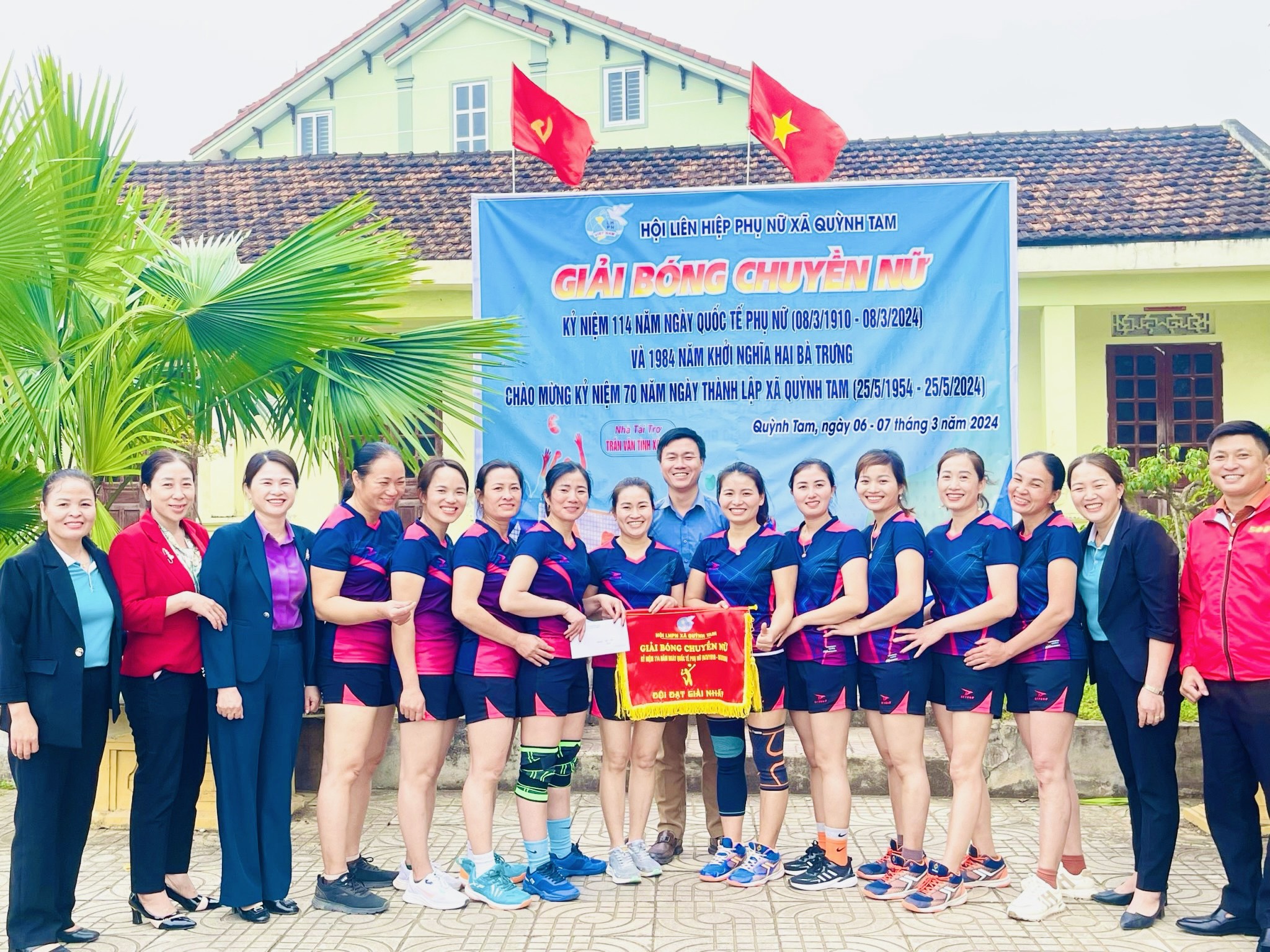 Bế mạc giải bóng chuyền chào mừng kỷ niệm 114 năm Ngày Quốc tế Phụ nữ 8/3