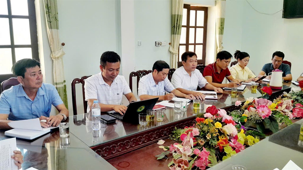 Anh-tin-bai