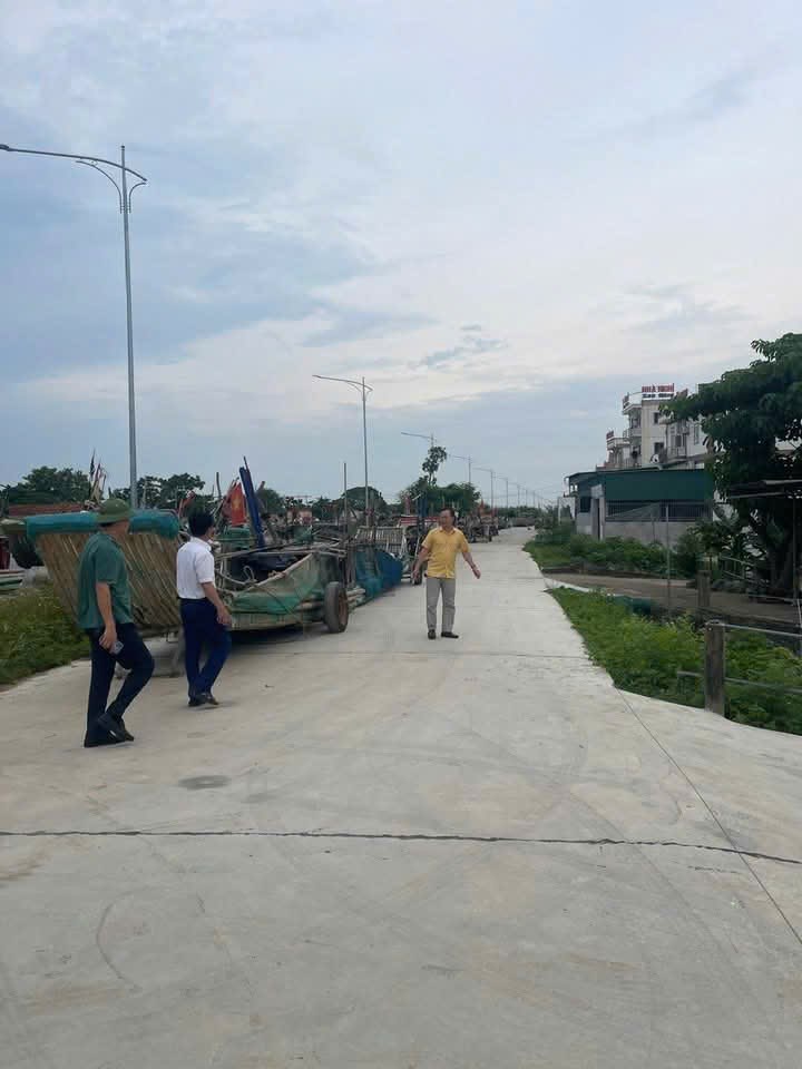 Anh-tin-bai