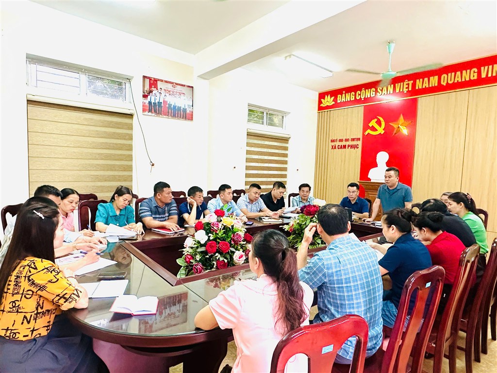 XÃ CAM PHỤC HỌP KHẨN BAN CHỈ ĐẠO PHÒNG CHỐNG BÃO SỐ 3 NĂM 2025