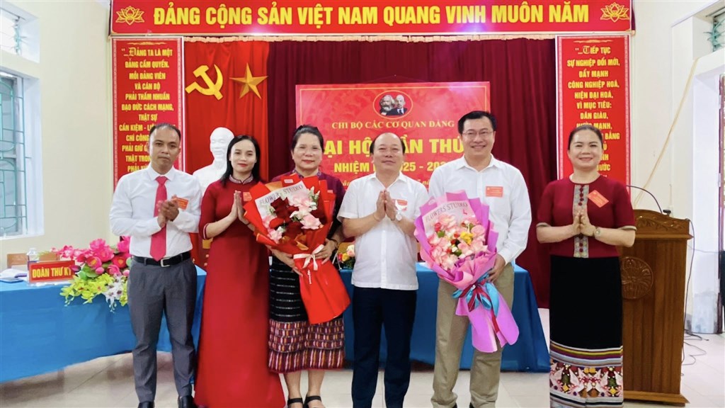  Đại hội lần thứ I Chi bộ các cơ quan Đảng trực thuộc Đảng ủy xã Châu Khê tỉnh Nghệ An, nhiệm kỳ 2025-2030