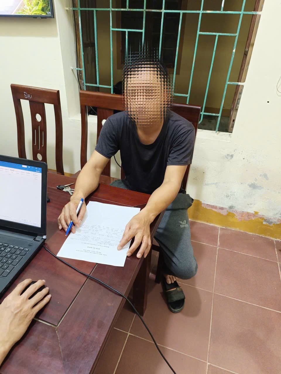 NÂNG CAO Ý THỨC CHẤP HÀNH PHÁP LUẬT TRONG LĨNH VỰC THÚ Y; BẢO VỆ MÔI TRƯỜNG