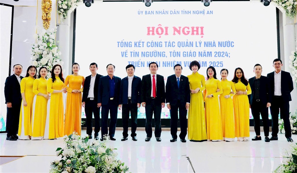 Các đại biểu tham dự Hội nghị tổng kết công tác quản lý nhà nước về tông giáo năm 2024, triển khai công tác năm 2025 . Ảnh tư liệu