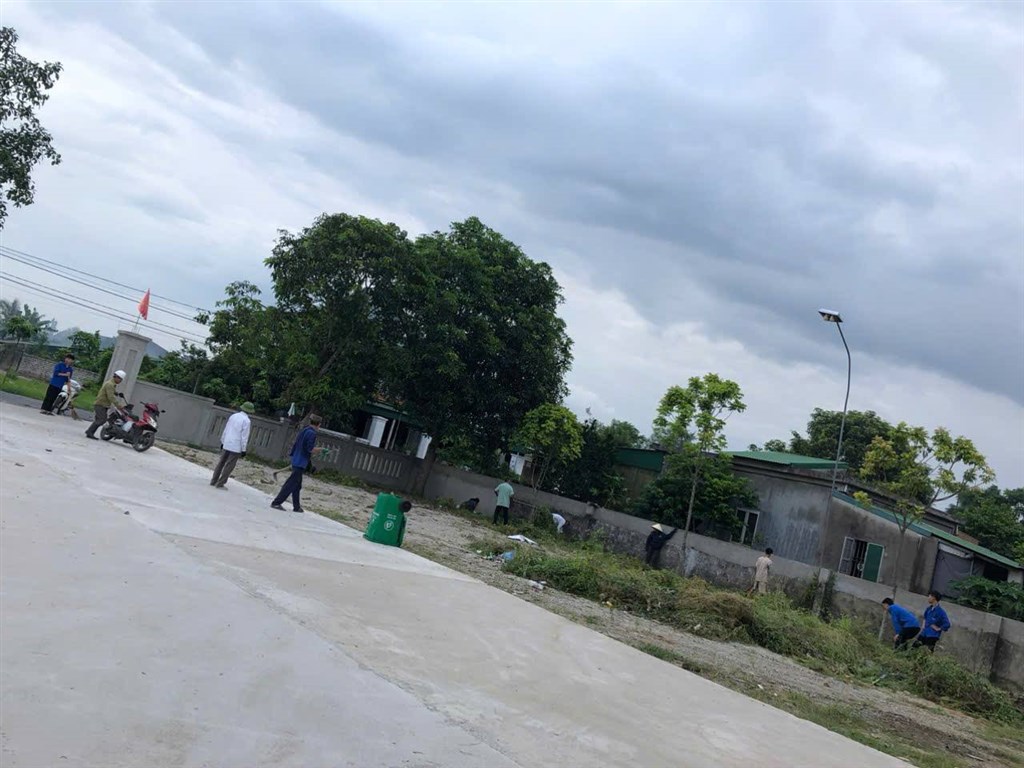 Anh-tin-bai