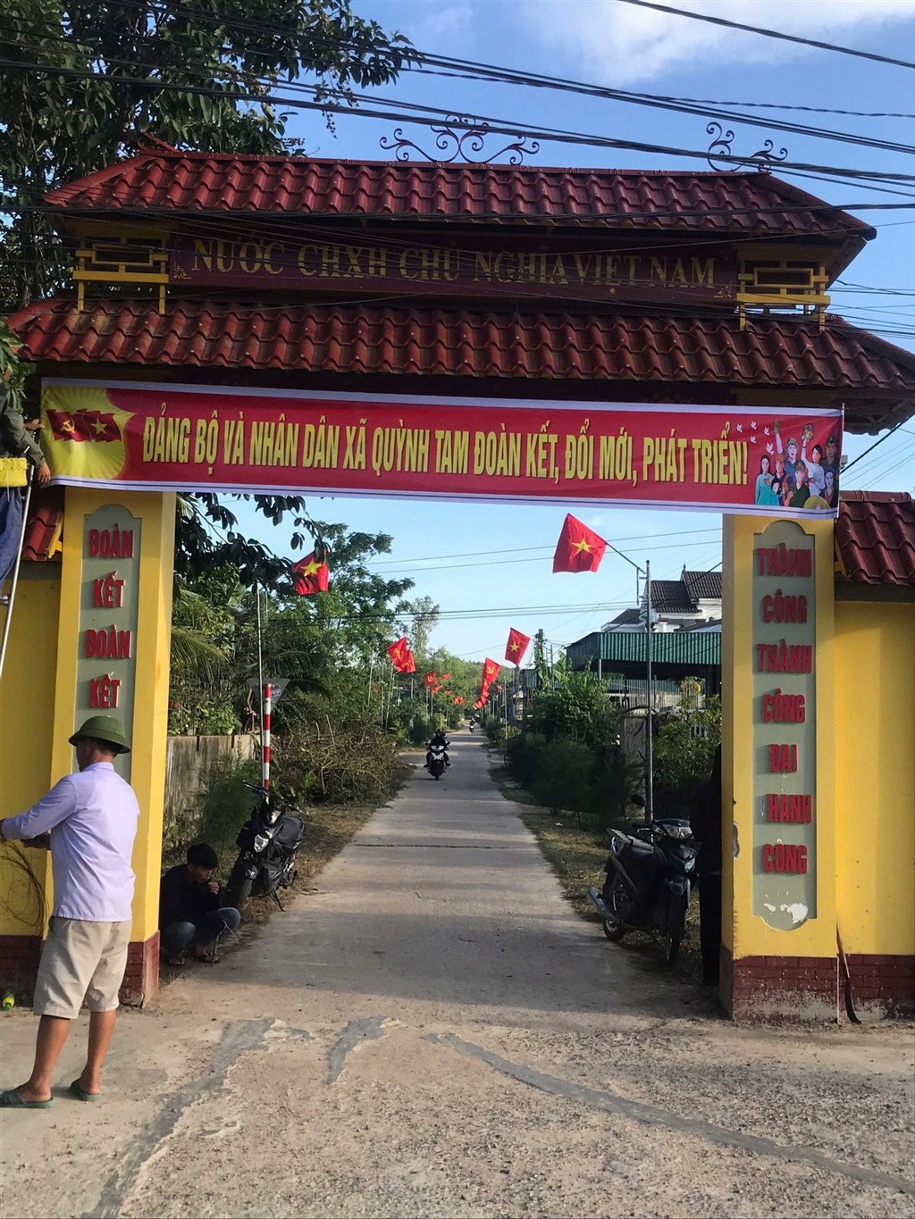 Anh-tin-bai