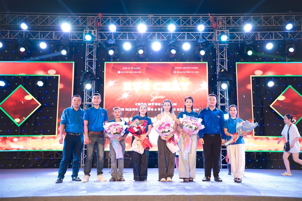 CHƯƠNG TRÌNH "RỰC CHÁY" MỪNG 80 NĂM CÁCH MẠNG THÁNG 8 &amp; QUỐC KHÁNH 2/9 – MỘT ĐÊM RỰC RỠ HƠN CẢ MONG ĐỢI!  