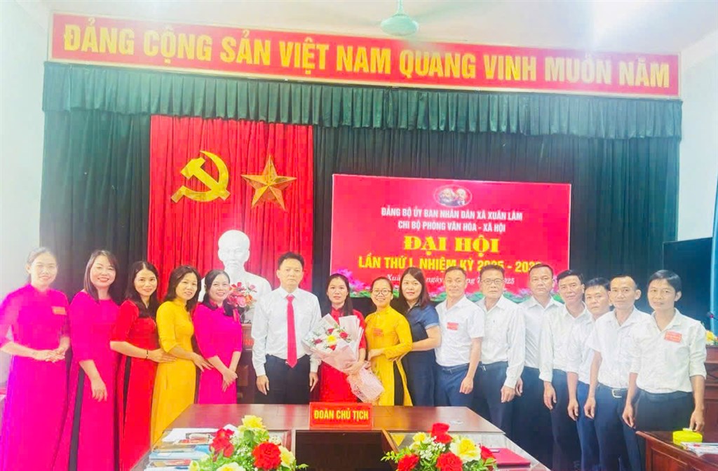 Chi bộ Phòng Văn hoá - Xã hội xã Xuân Lâm, tổ chức Đại hội nhiệm kỳ 2025 - 2030