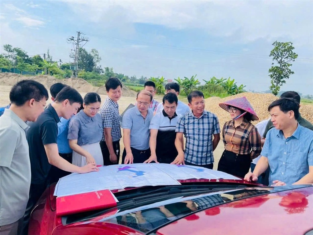 Phường Vinh Hưng tăng tốc đầu tư công, hoàn thiện hạ tầng kinh tế, xã hội sau sáp nhập