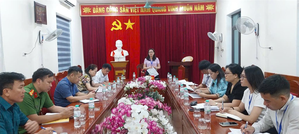 Anh-tin-bai
