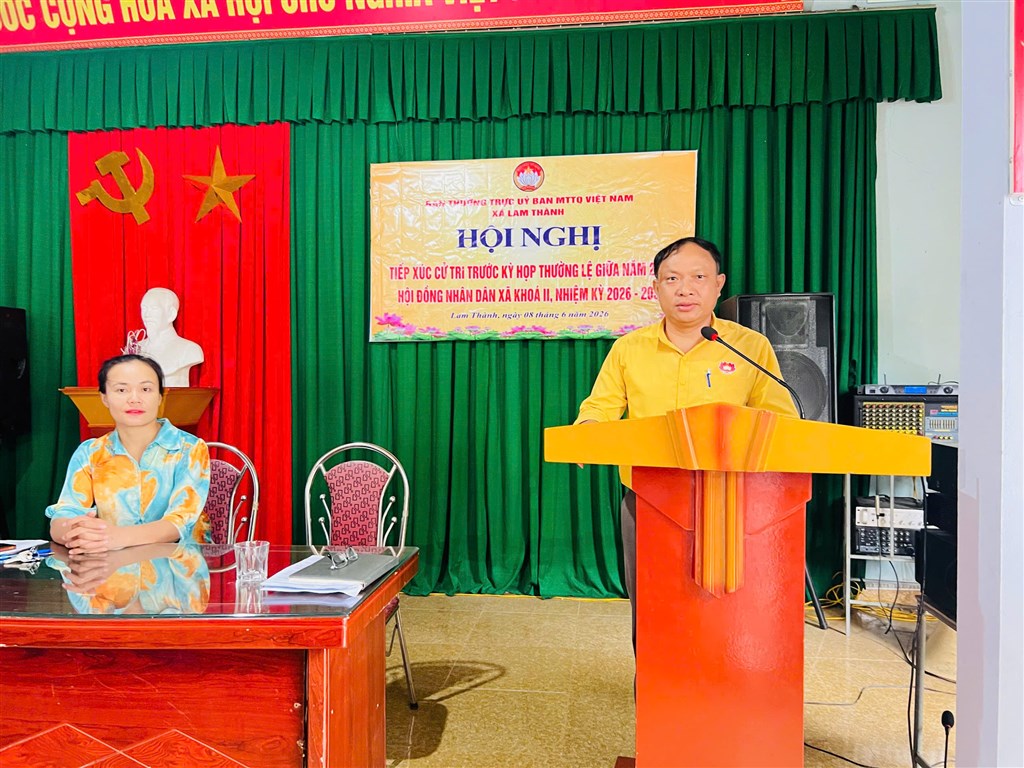 z7916394875664_86673eabb686b3280d65244a2f21ee21.jpg
