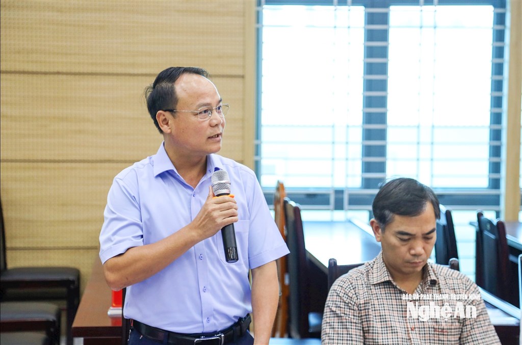 Đại biểu1