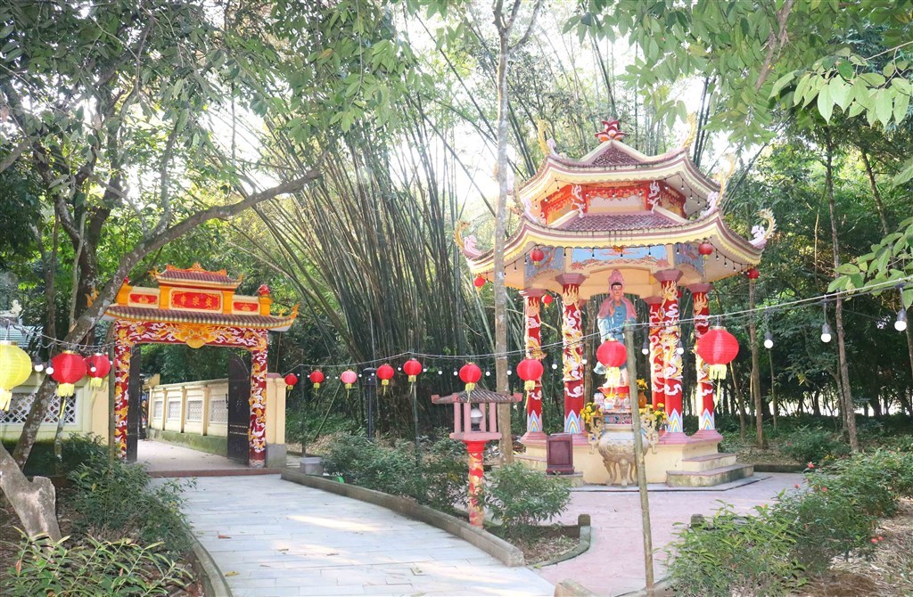 Anh-tin-bai