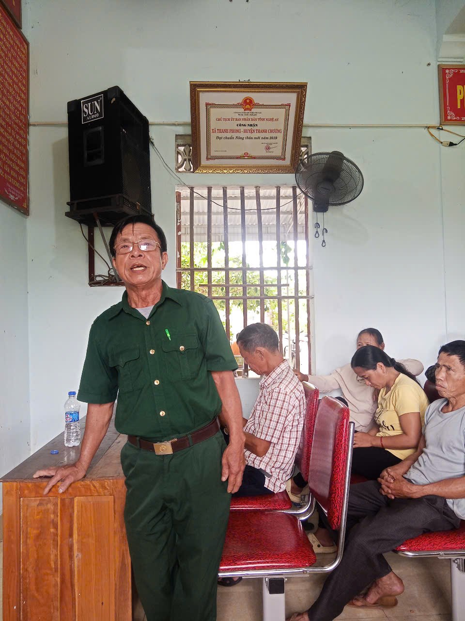 Anh-tin-bai
