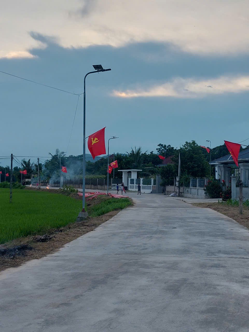 Anh-tin-bai